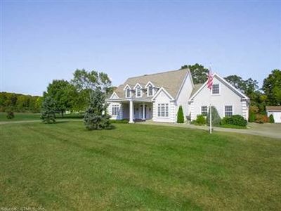 4 Lucy Ln, Guilford, CT, 06437