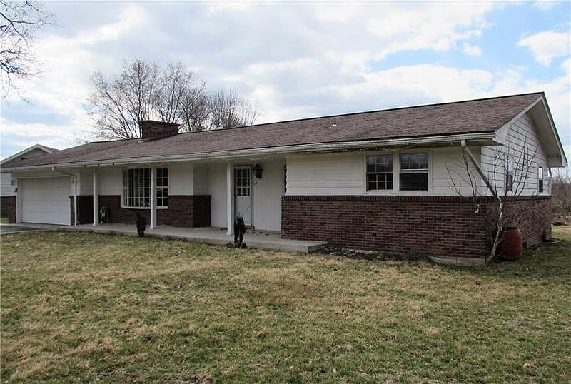 1st image of 115 Lakeview Dr