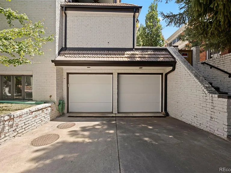 290 Madison St — Photo 46