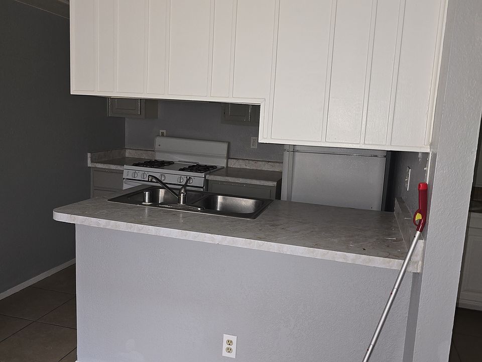 1st image of 11205 Campestre Ln APT B