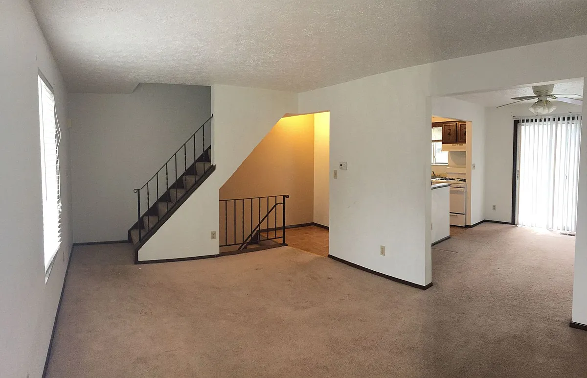 Building Photo - 116 Locust Ridge Dr