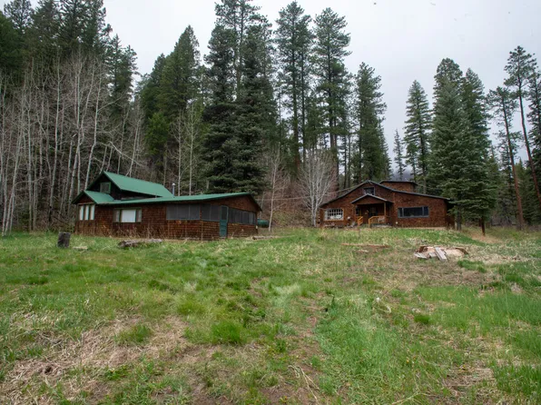 7 Holy Ghost Canyon Rd, Pecos, NM 87552