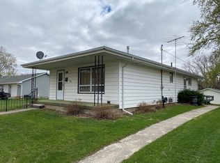 806 Eaton St, Dunlap, IA 51529