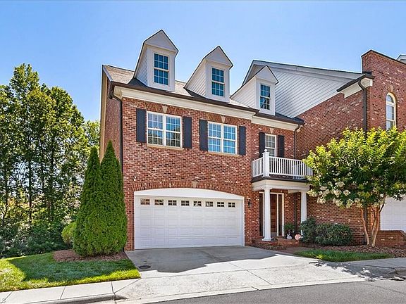 2nd image of 32 Midland Park Ln