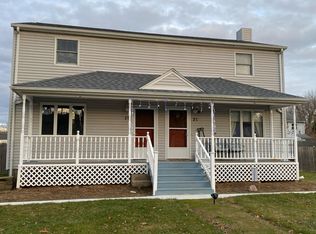 19 Orlando St, Feeding Hills, MA 01030