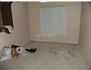4th image of 3516 Mountain Park St
