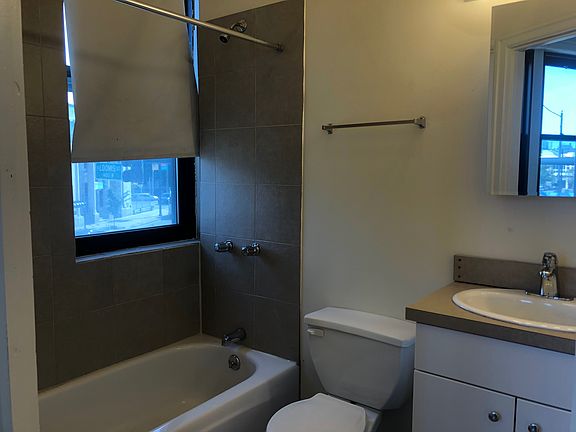 2nd image of 1800 S Blue Island Ave #205