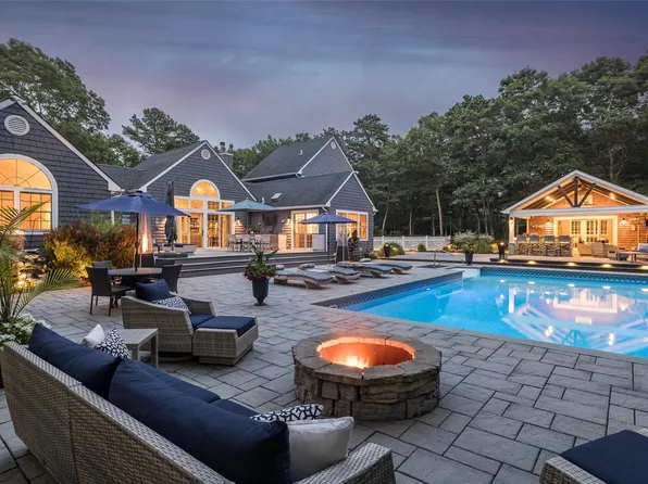 14 High Ridge Road, East Hampton, NY 11937