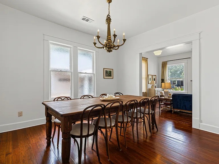 2260 Fairmount Ave — Photo 7