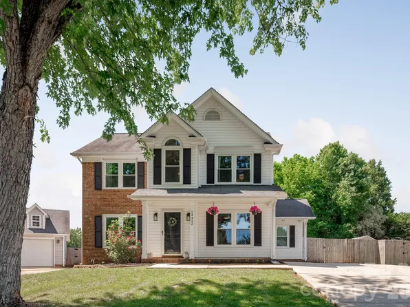 14442 Planters Knob Ln, Charlotte, NC 28273