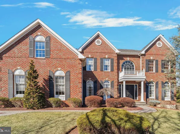 137 Addis Dr, Southampton, PA 18966