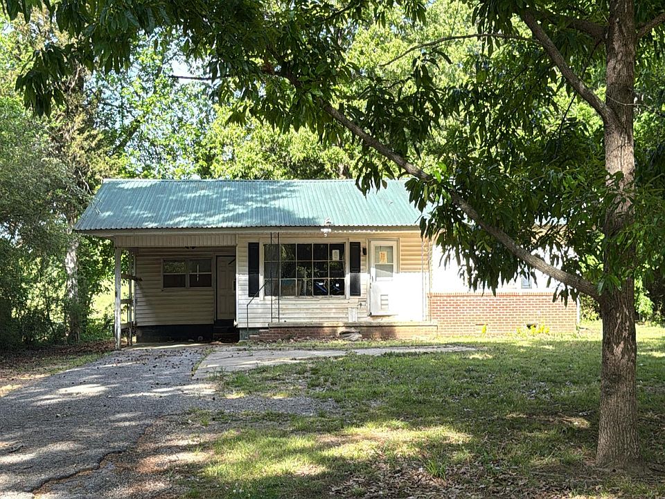 1st image of 1701 Duncan Rd