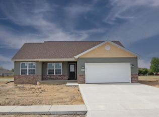 404 Hodges Ct, Chatham, IL