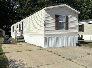 1418 Saskatoon Ave, Muskegon, MI 49444