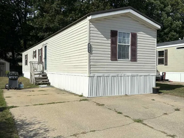 1418 Saskatoon Ave, Muskegon, MI 49444