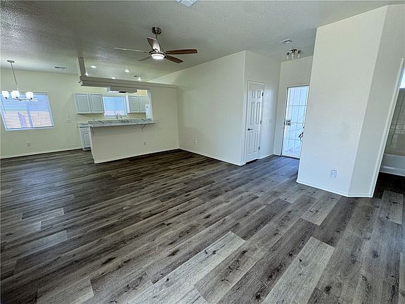 2nd image of 3645 N Verdugo Rd