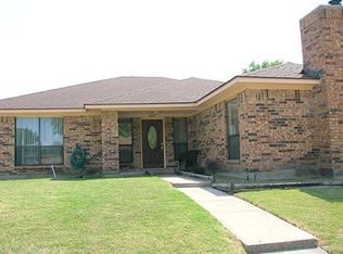 326 Jessica Dr, Garland, TX 75040