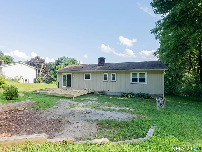 45 Riverside Rd — Photo 32