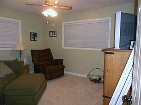 5th image of 2200 Charboneau Dr