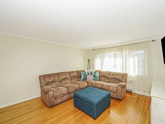 4th image of 288 Handsome Ave