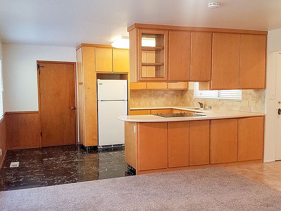 2nd image of 1143 Lisa Ln