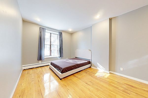 1st image of 247 New York Ave #10