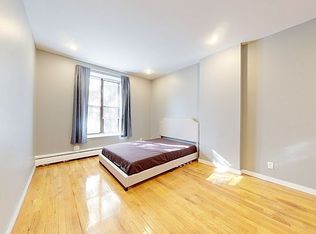 247 New York Ave #10, Brooklyn, NY 11216