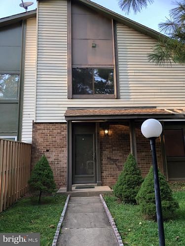 1st image of 5733 Nordeen Oak Ct