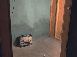 8302 W Grantosa Dr, Milwaukee, WI