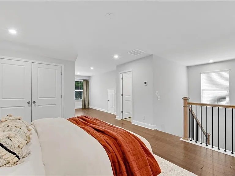 400 Renwood Trl — Photo 30