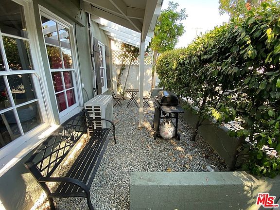 2nd image of 5147 N Riverton Ave
