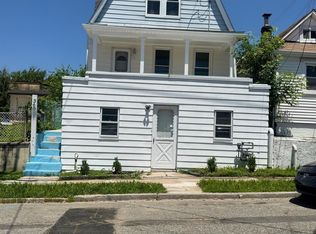 360 Alpine St, Perth Amboy, NJ 08861