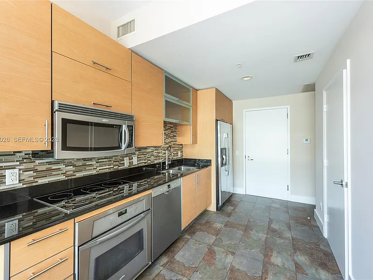 60 SW 13th St #4808 — Photo 10