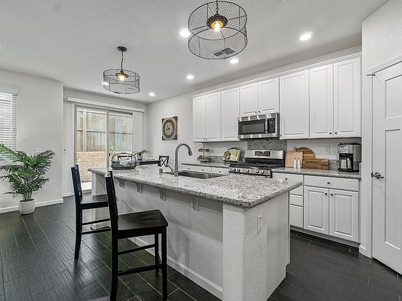3rd image of 8145 Ryland Dr