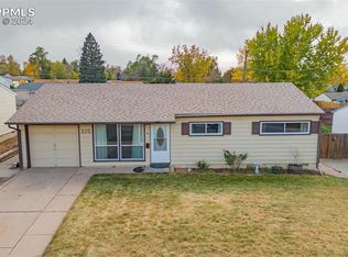 315 Maplewood Dr, Colorado Springs, CO 80907