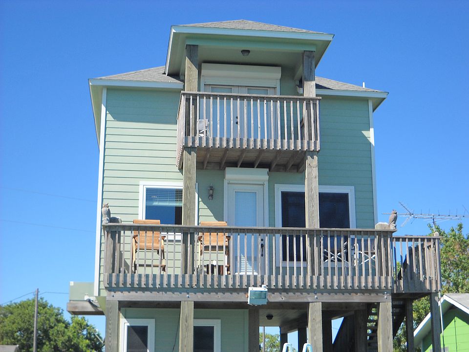 1st image of 731 Marshall Johnson Ave S