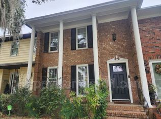 1302 Ashley Hall Rd, Charleston, SC 29407