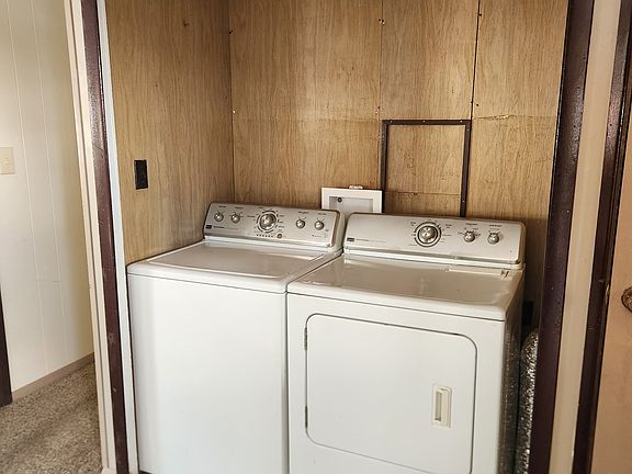 5th image of 117 E 4th St