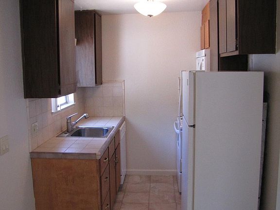 2nd image of 2315 N St APT 1