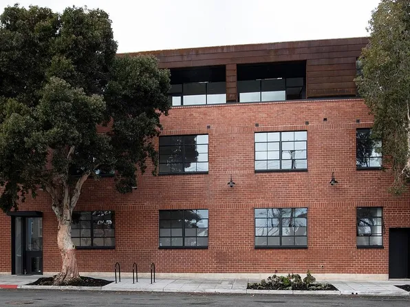 1431 Center St APT 204, Oakland, CA 94607