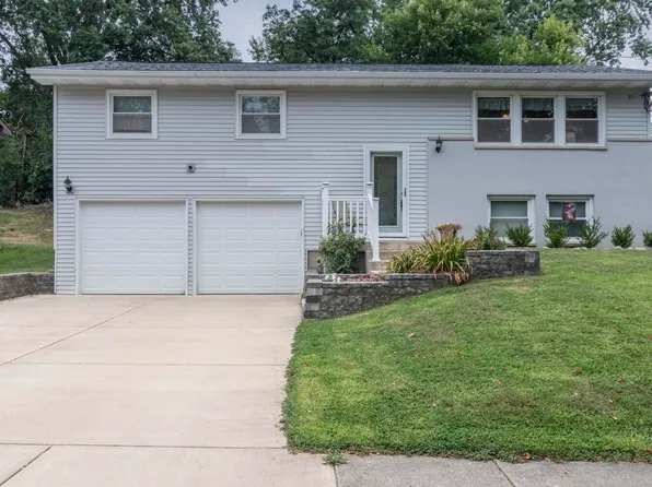 706 Southland Ave, Portage, MI 49024