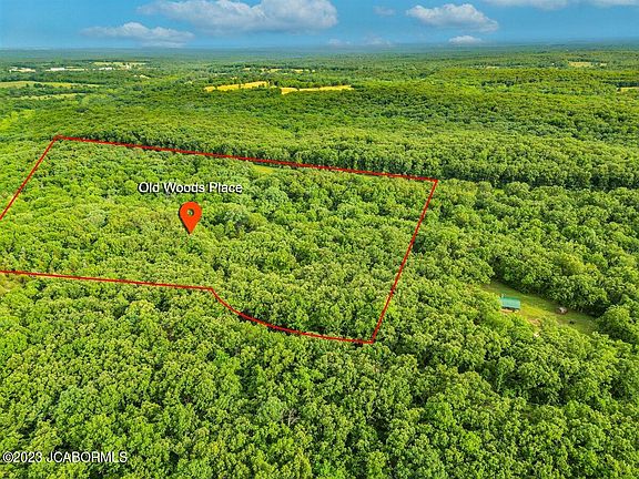 2nd image of Old Woods Pl