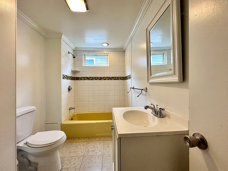 170 Alabama Ave — Photo 43