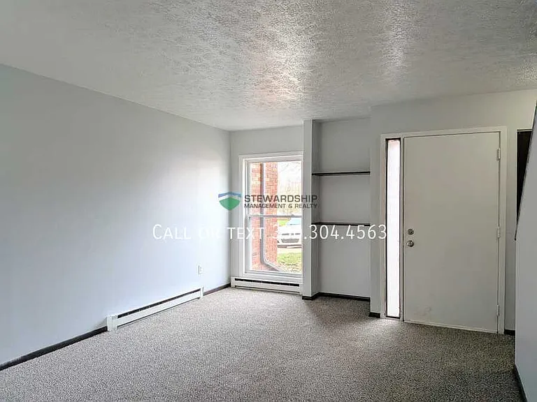 Autumn Chase Townhomes — Photo 9