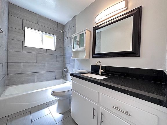 5th image of 1155 N Curson Ave APT 1