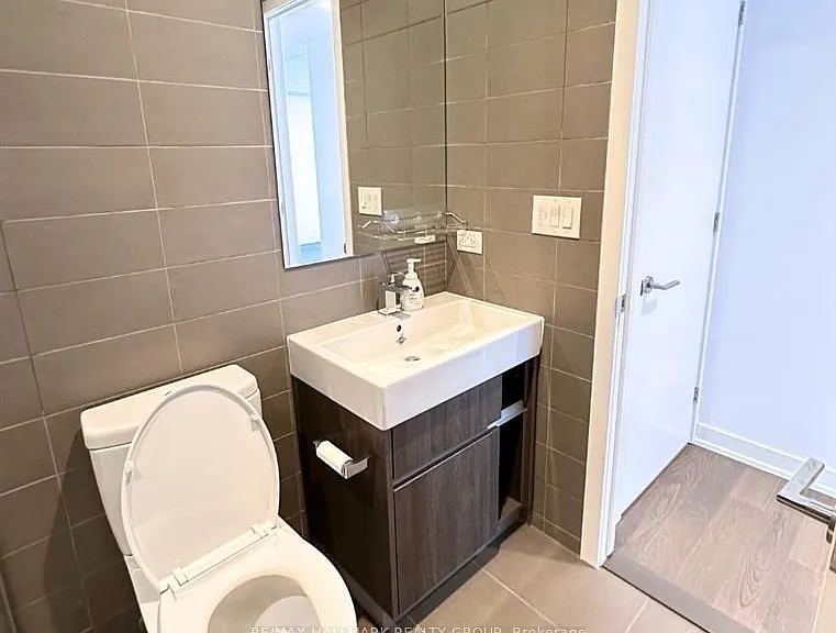 199 Slater St #2115 — Photo 5