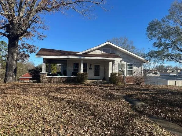 2209 10th Ave, Haleyville, AL 35565