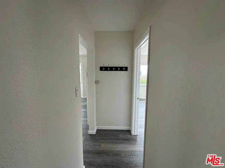6326 W Franklin — Photo 7