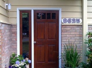 8625 202nd St SW, Edmonds, WA 98026