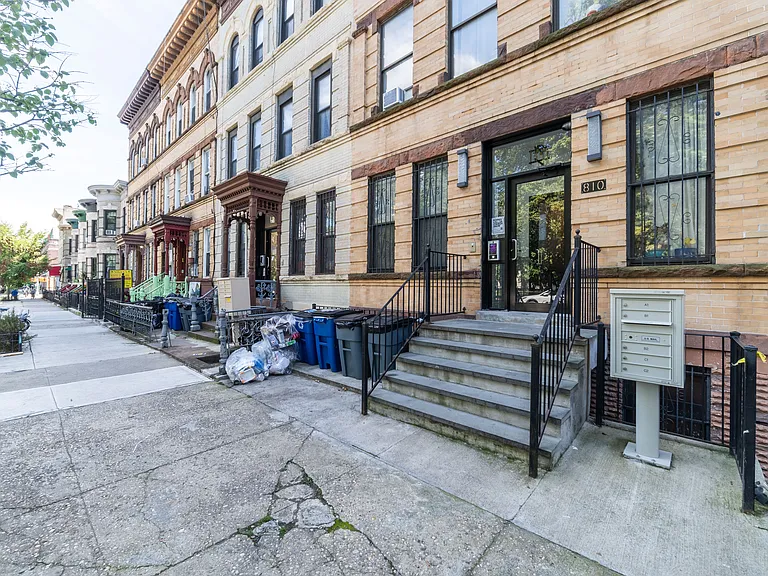 810 Macon St #B2 — Photo 11